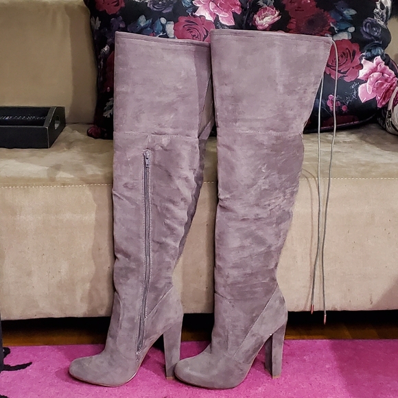 Over-the-knee Gray Boots - Picture 1 of 4